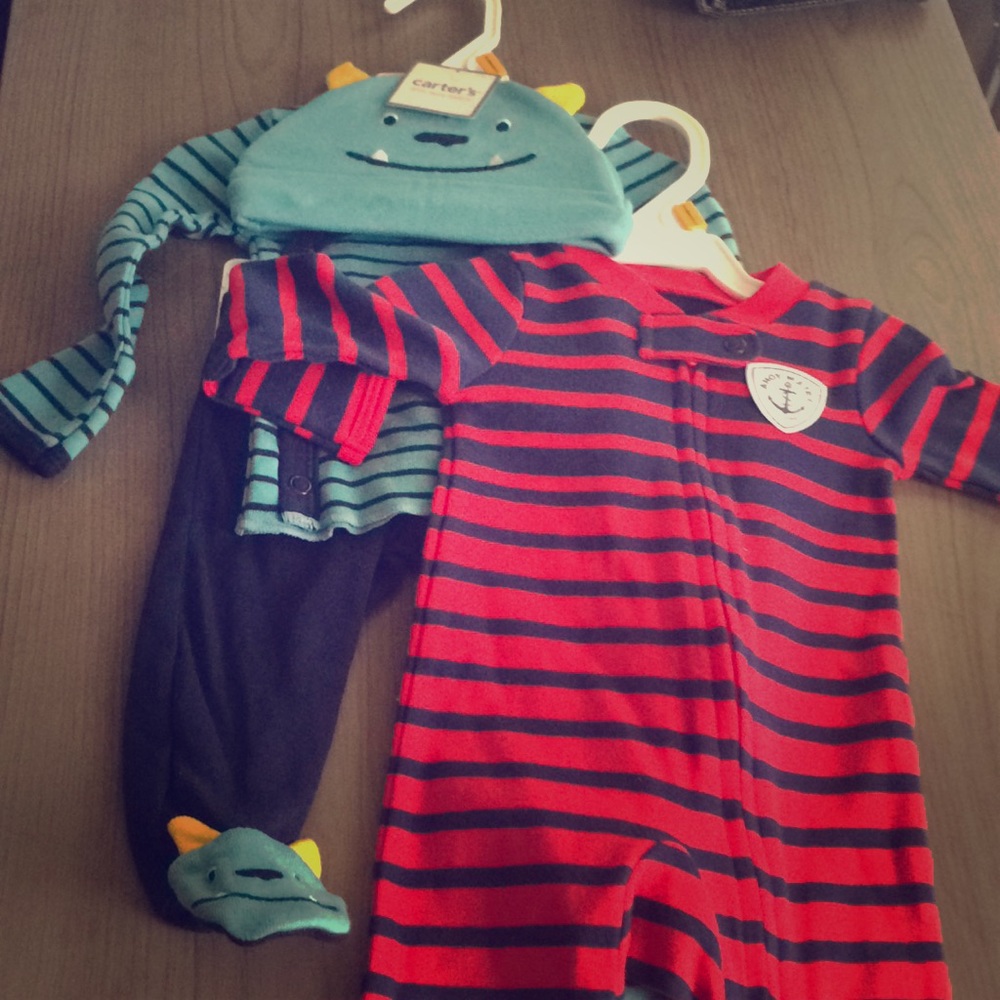 Carters newborn outfits